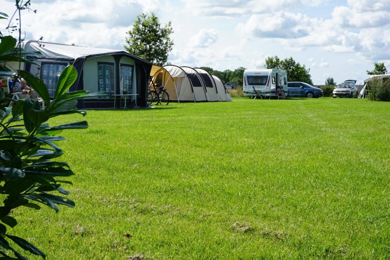 Vakantiehuisje Vlakbij Leeuwarden, Swichumer Pleats Luaran gambar